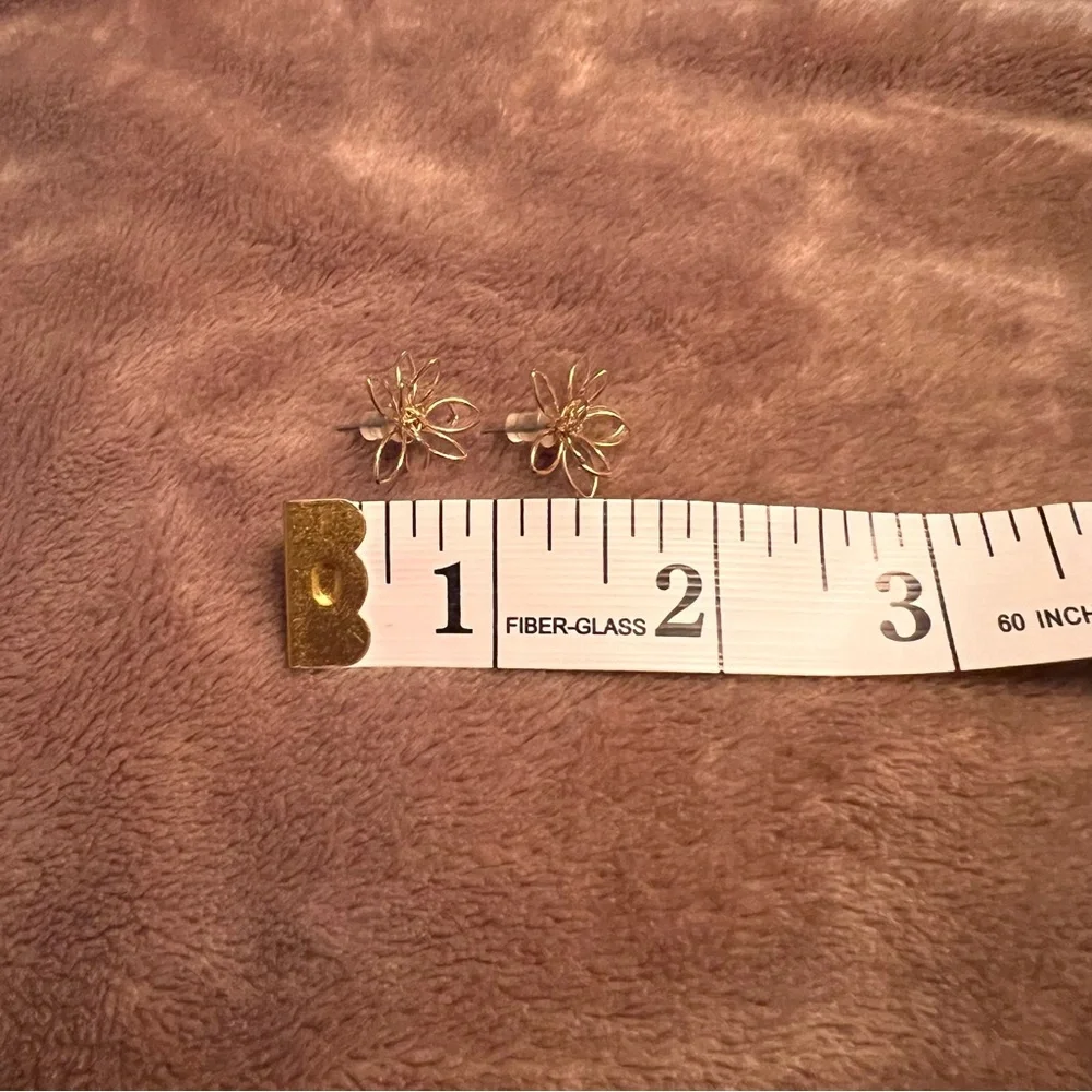HANDCRAFTED Gold-Toned Wire-Wrapped Whimsy Flower Stud Earrings - Picture 6 of 6